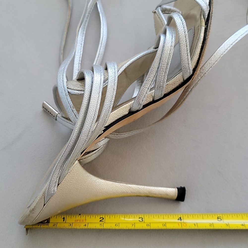 VERSCE Heels - Picture 9 of 9